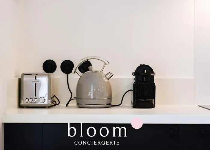 Le Charles 3 De Standing Апартаменты *